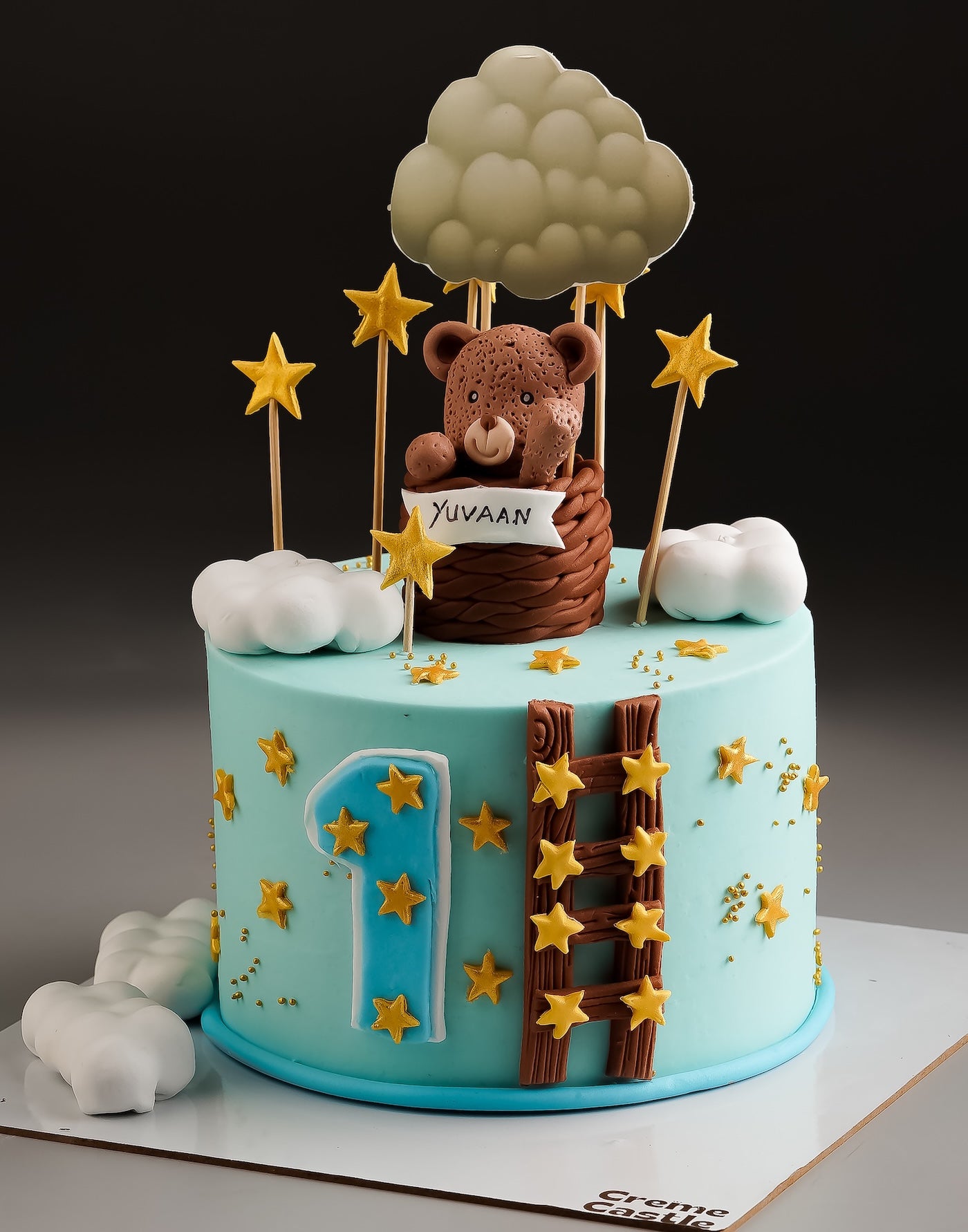 Teddy in Balloon Design Cake