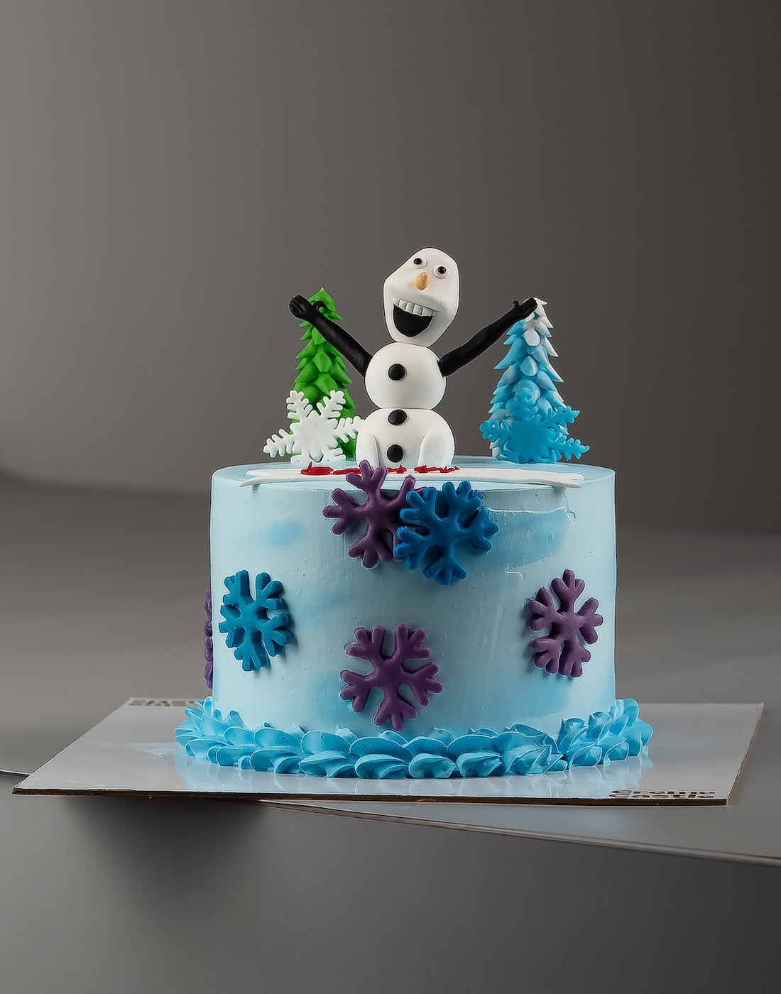 Olaf Snow Cake - Creme Castle