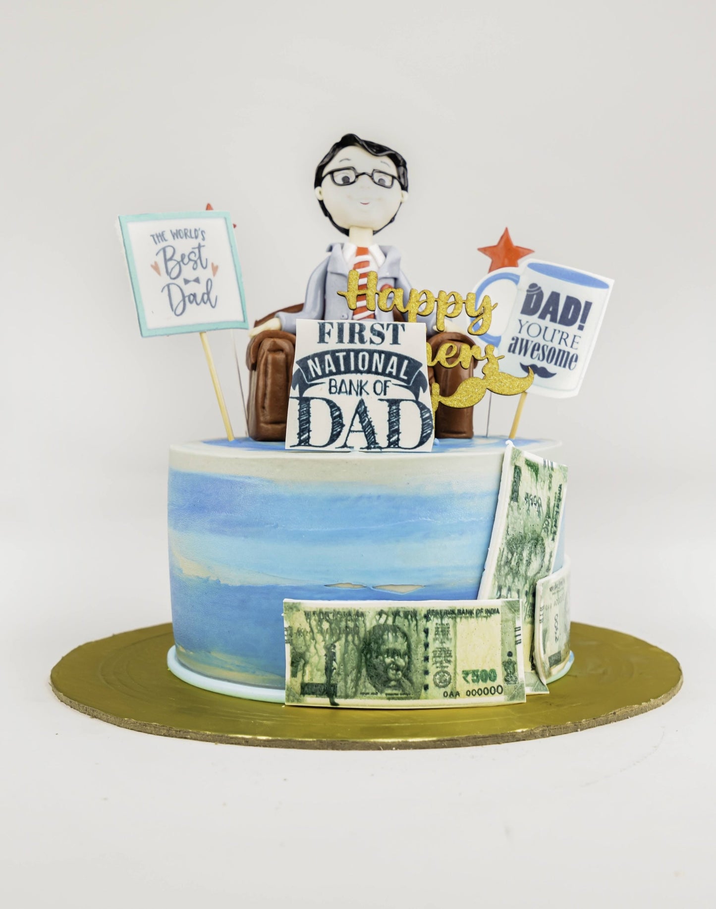 Boss Dad Father's Day Cake - Creme Castle