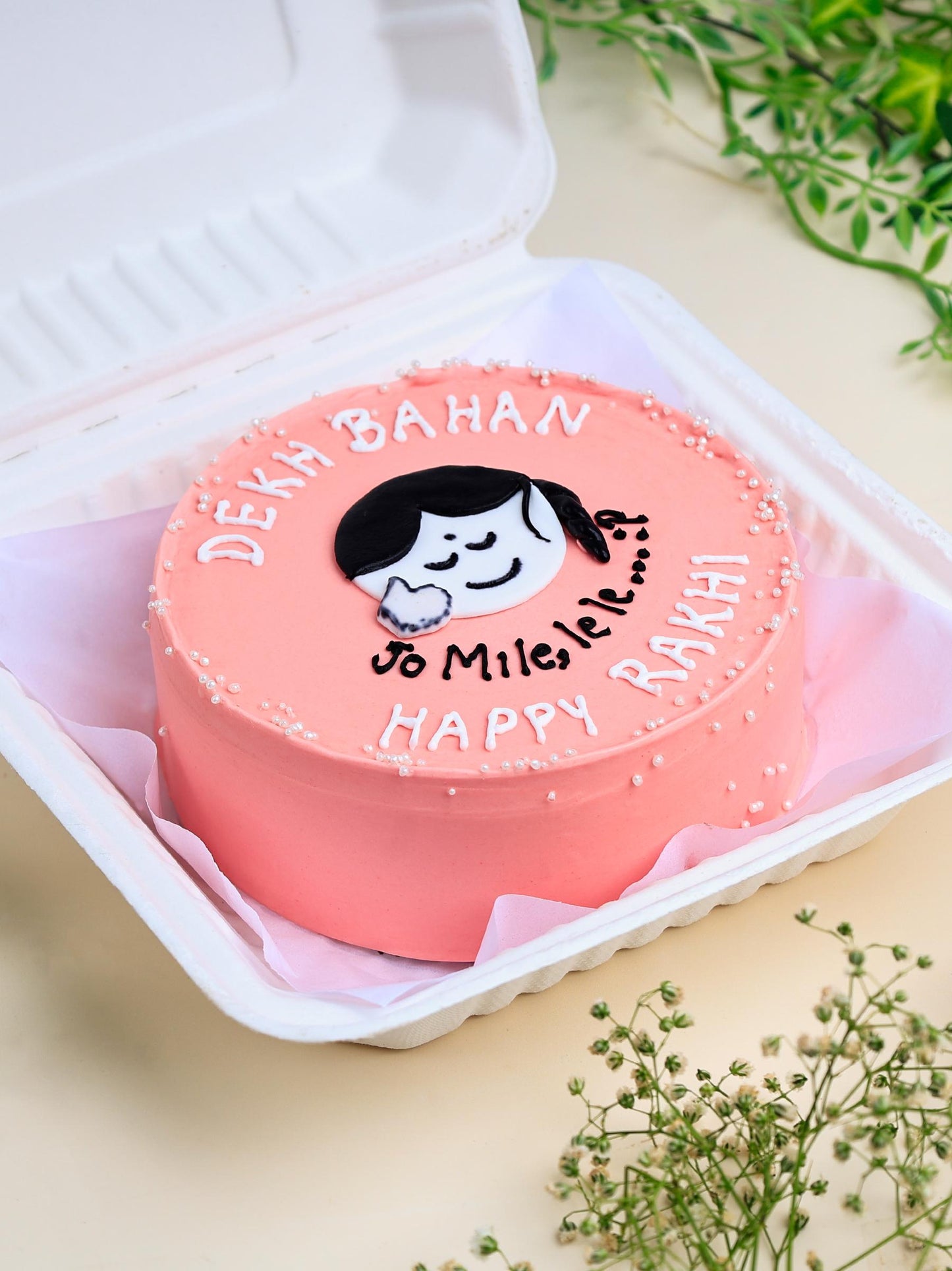 Sister Meme Rakho Cake - Creme Castle