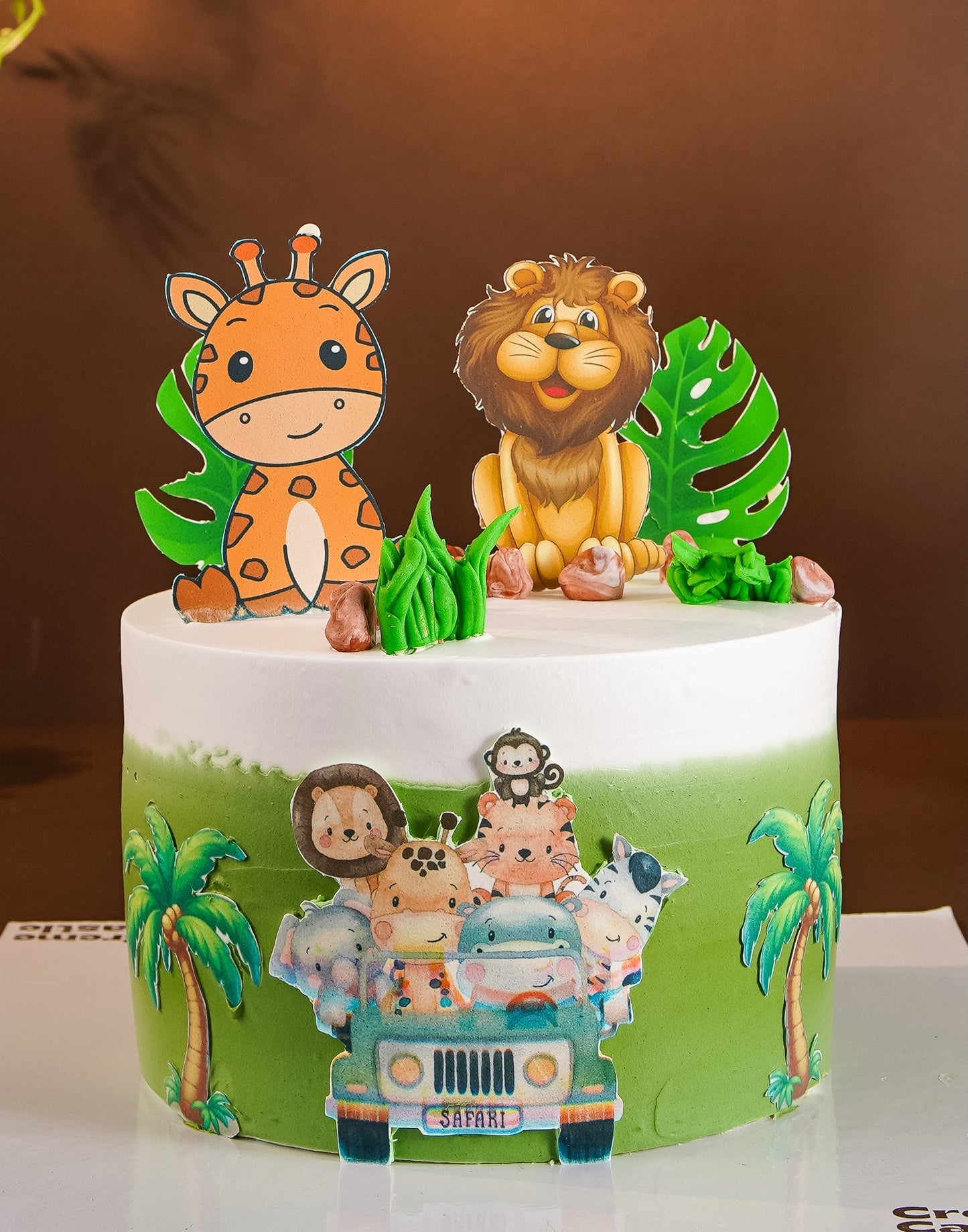 Jungle Safari Cake - Creme Castle