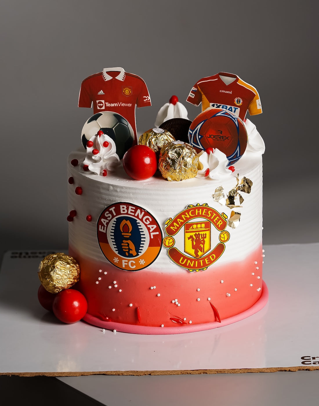 Order Manchester United Theme Cake Online from Creme Castle