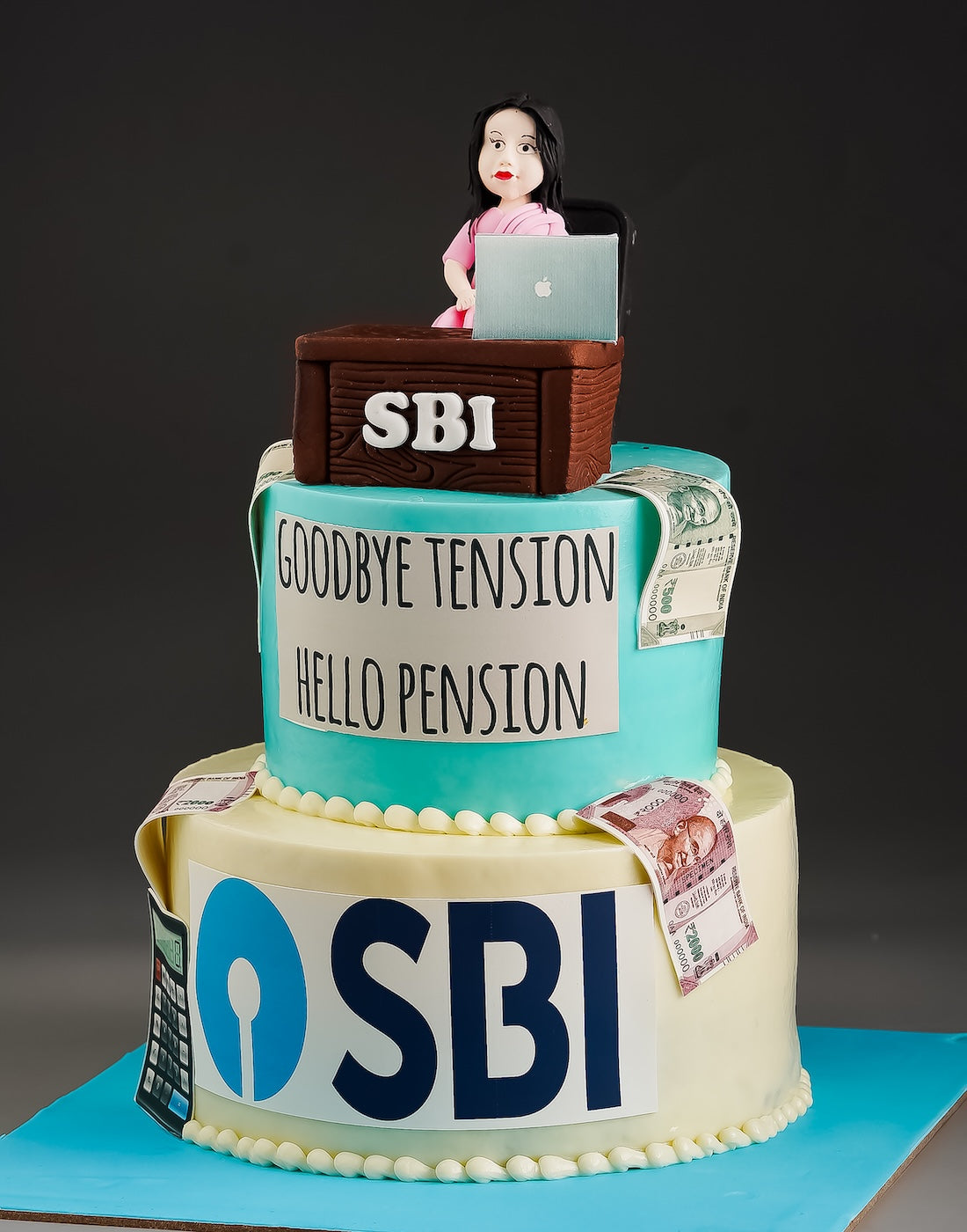 Bank Retirement Cake