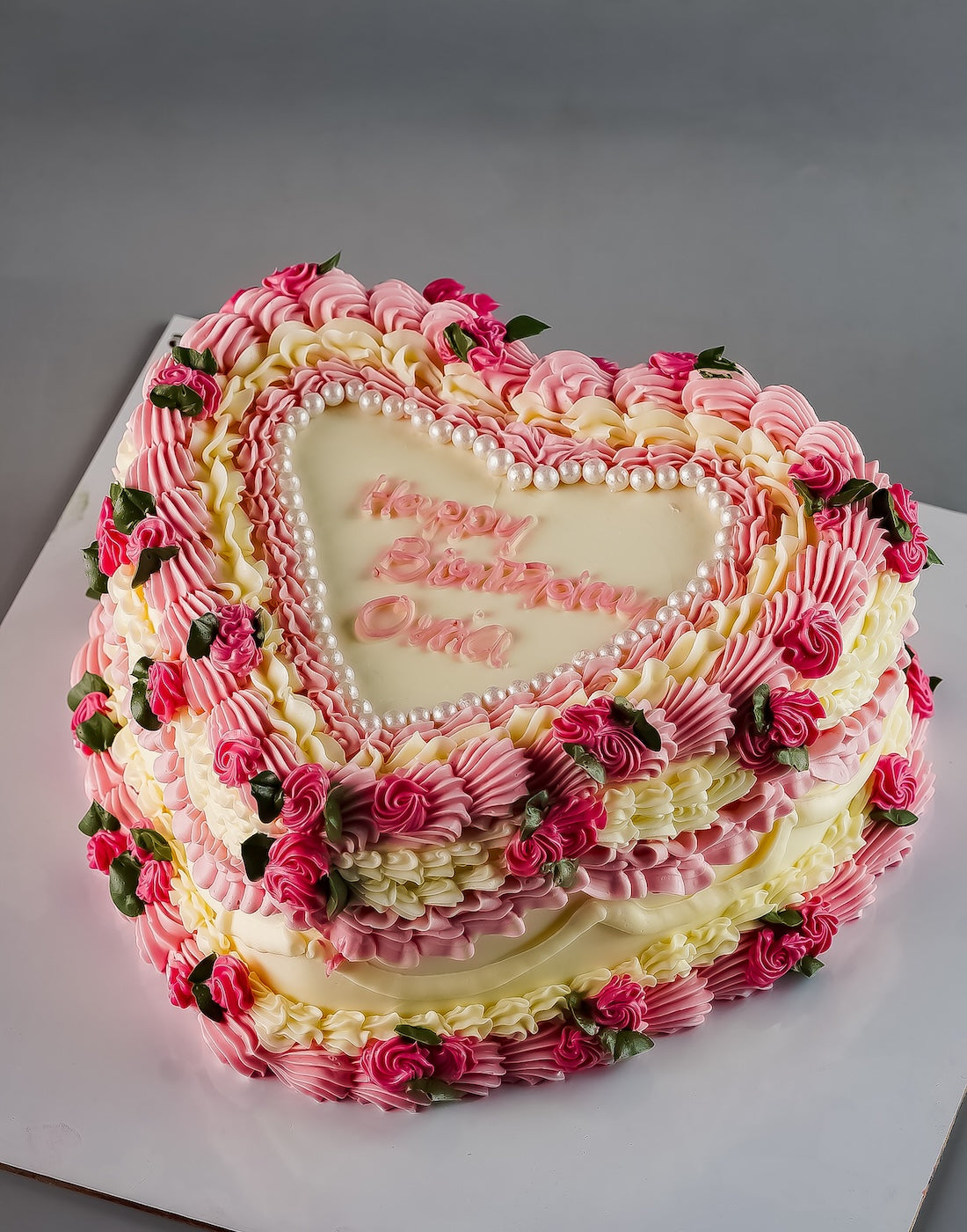 Vintage Floral Cream Cake – Creme Castle