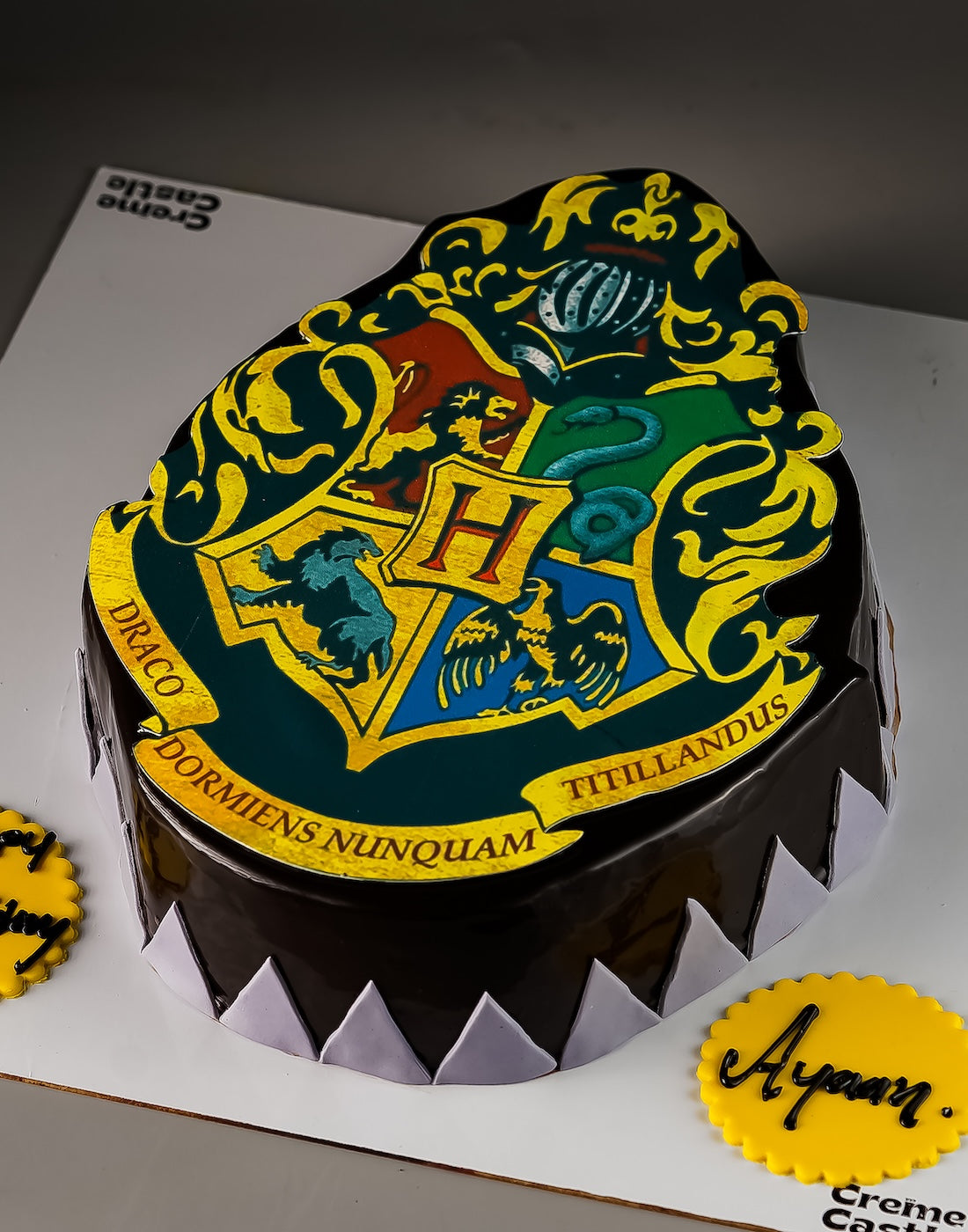 Gryffindor Magic Spell Cake