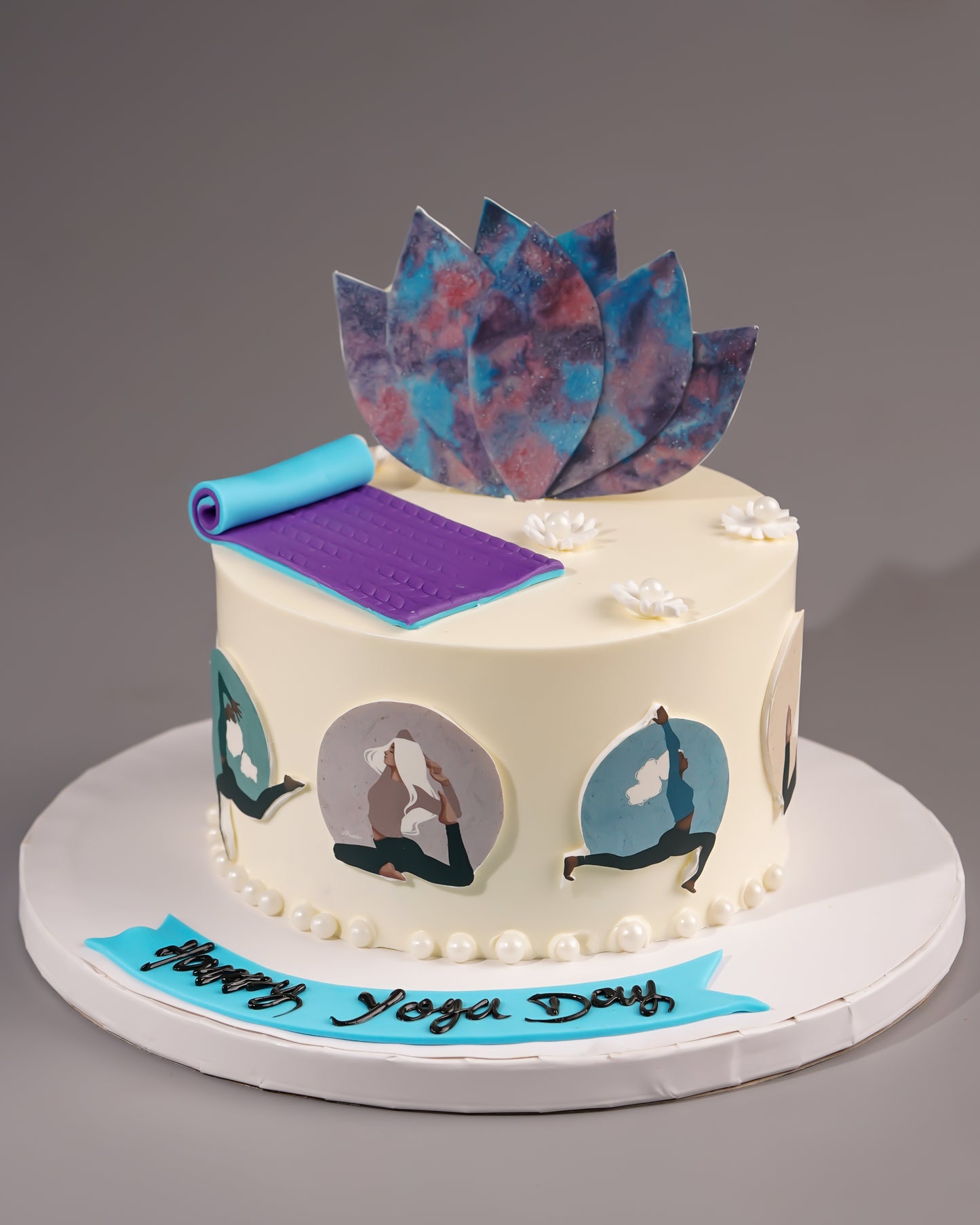 Lotus Yoga Day Cake - Creme Castle