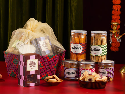 Signature Gift Hamper Basket