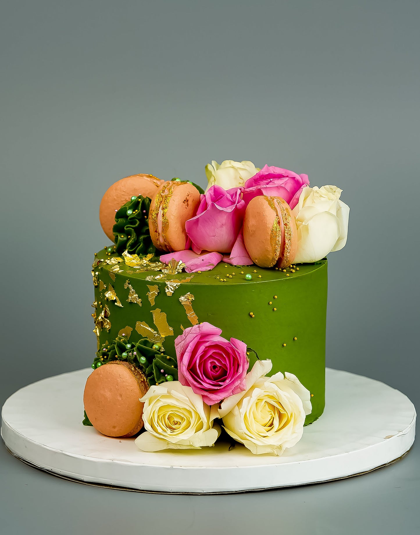 Custom Floral Cake Online - Creme Castle