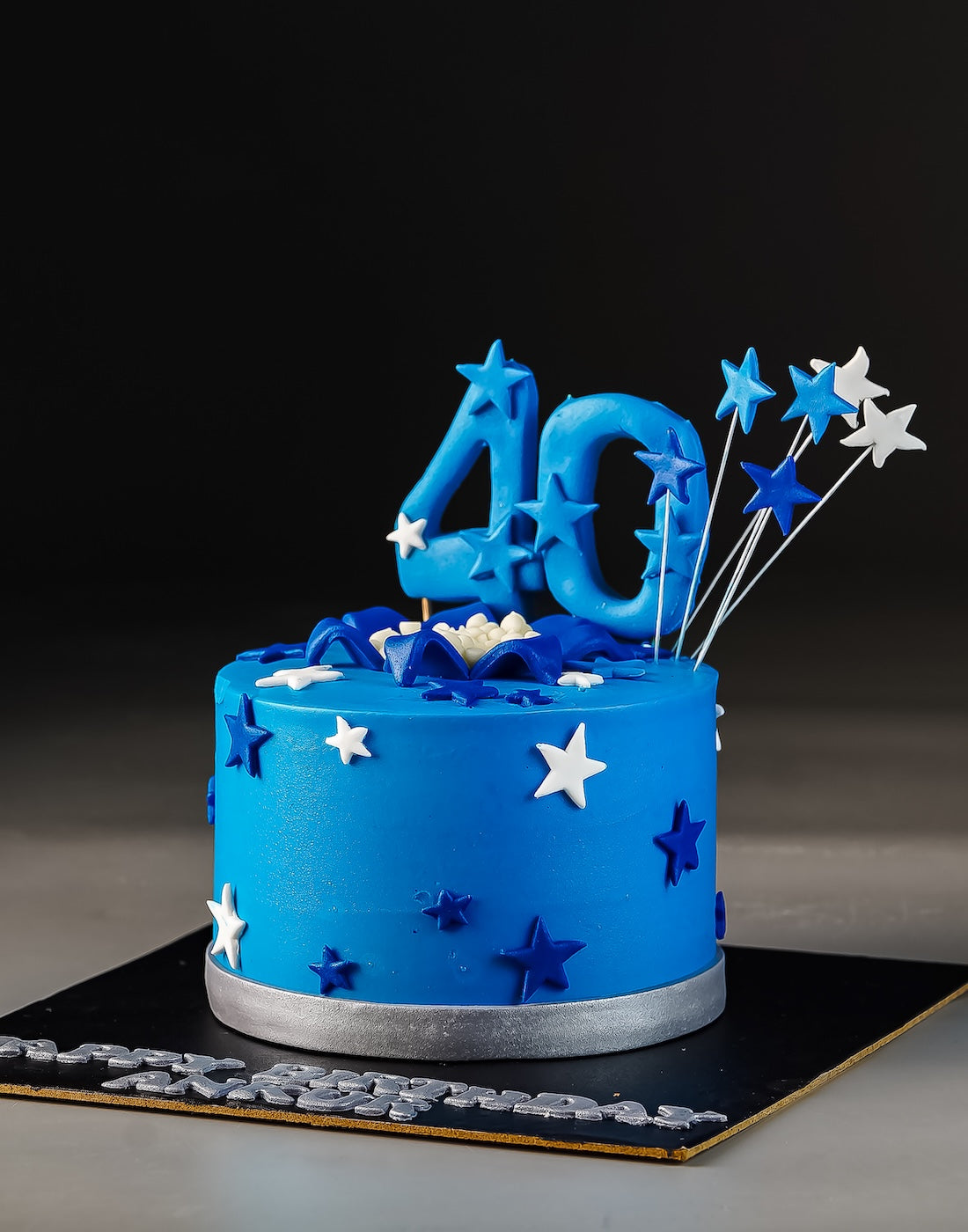 40th Birthday Cake | Creme Castle