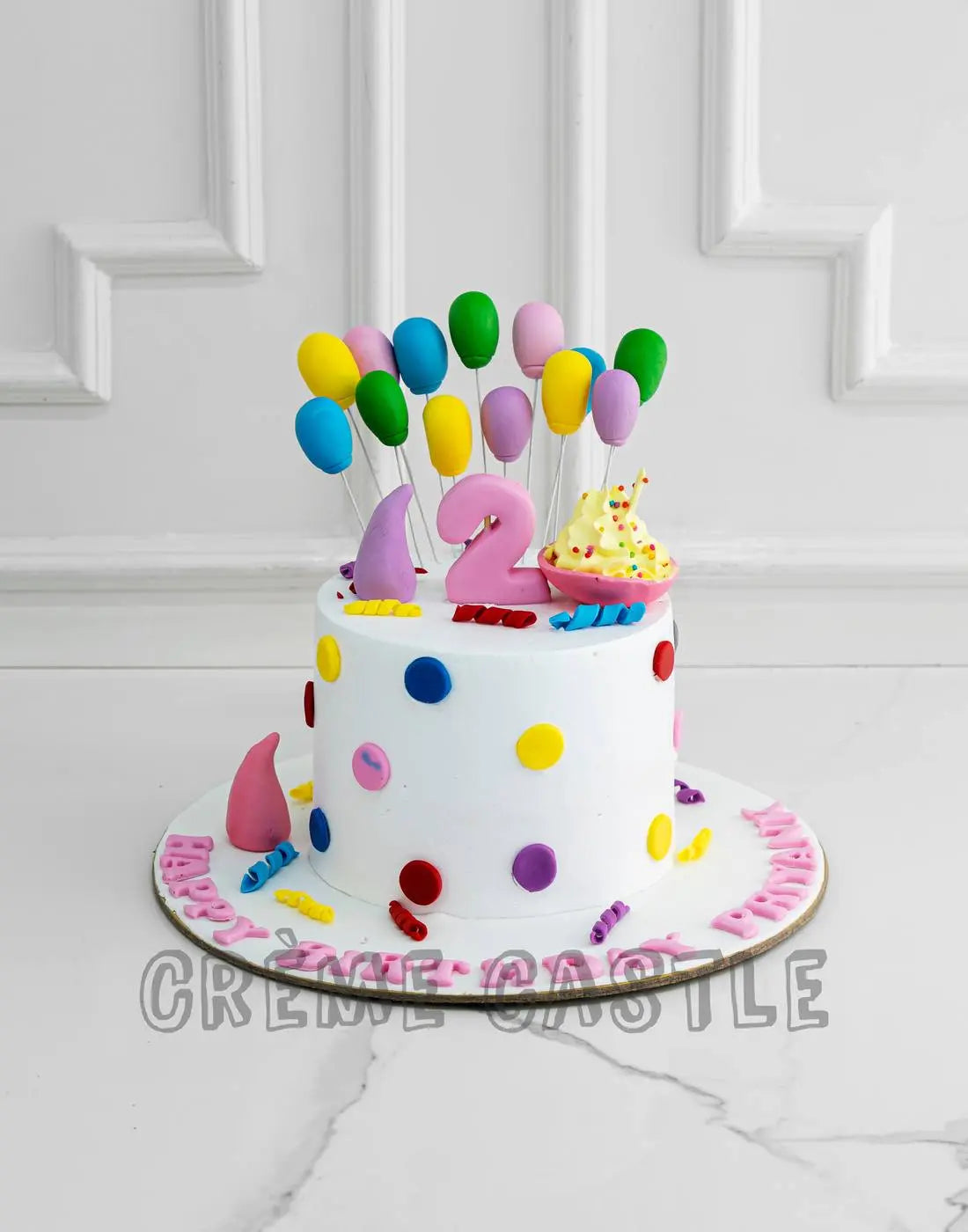 Party Boomer Cake - Creme Castle