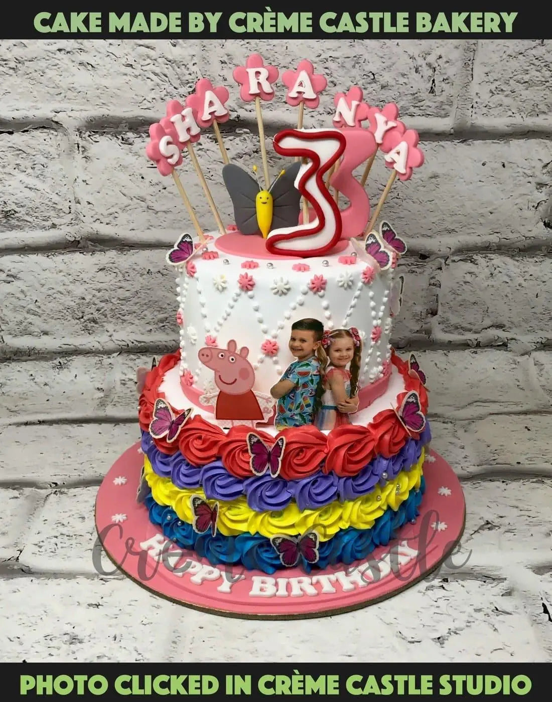 Cartoon Family Design Cake - Creme Castle