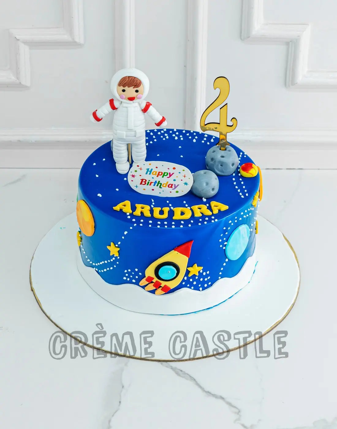 Astronaut Space Cake - Creme Castle