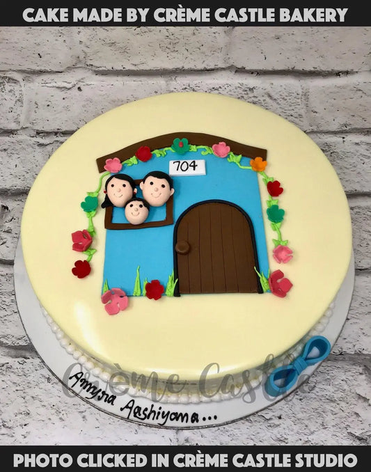 Family Love Cake - Creme Castle