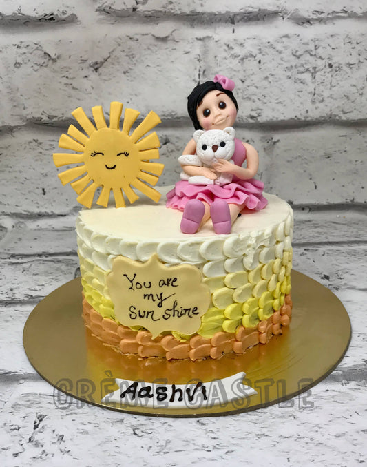 Girl Love Teddy Cake Creme Castle