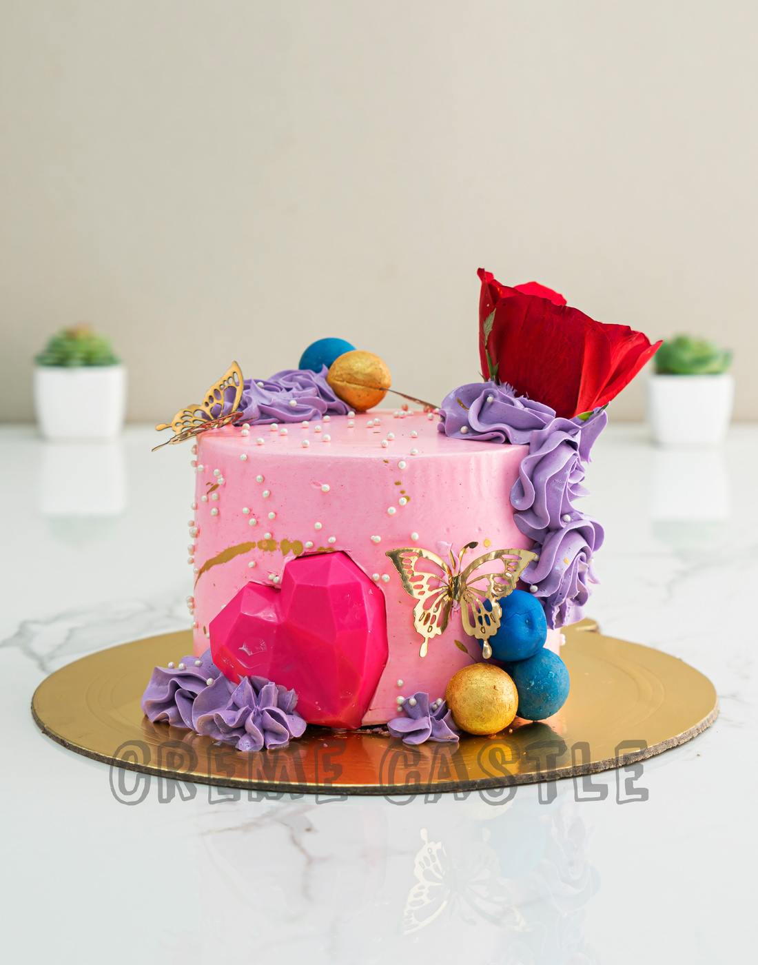 Pinkish Hearty Floral Cake