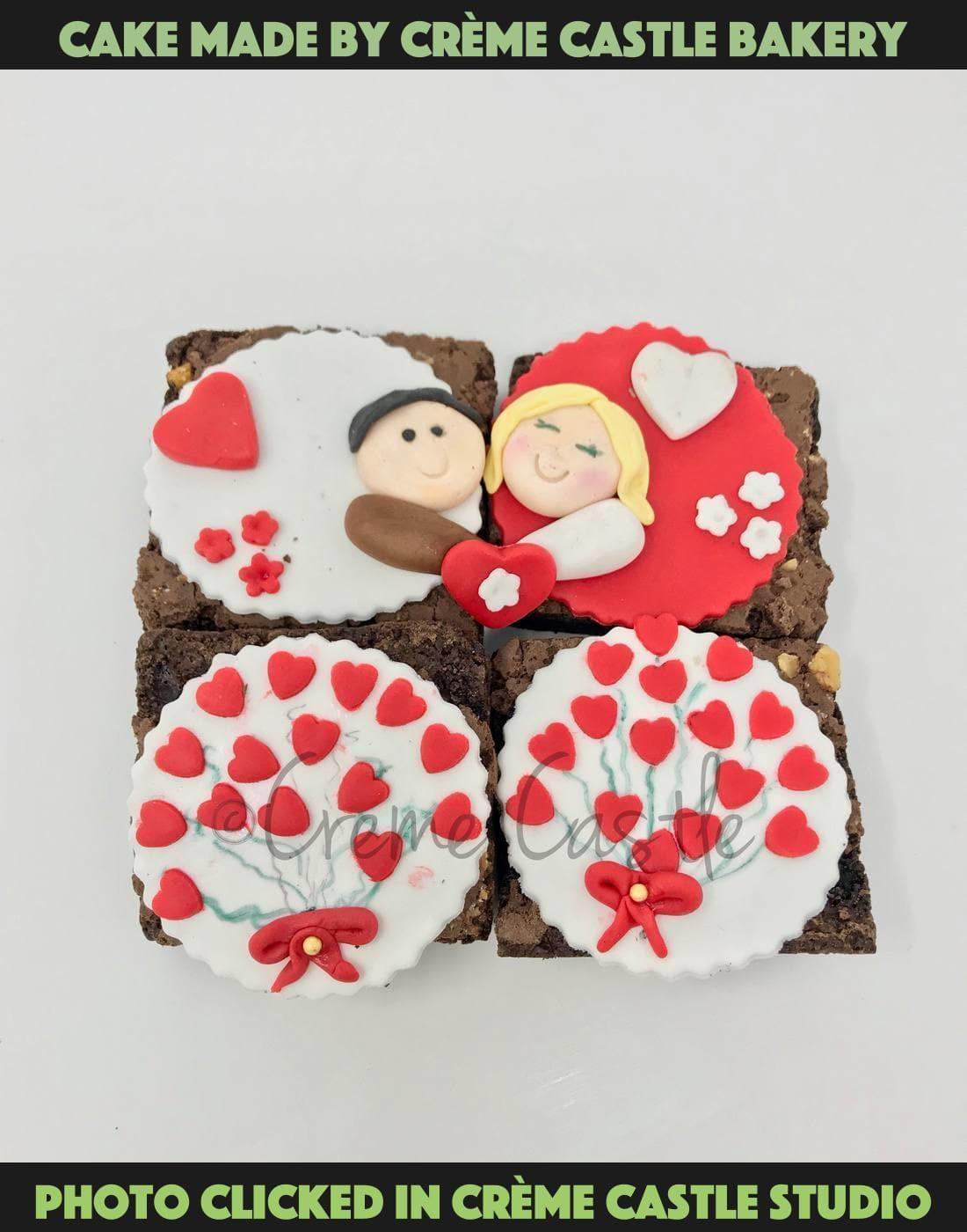 Hug Day Cupcakes. Valentine Theme Cupcakes. Noida & Gurgaon