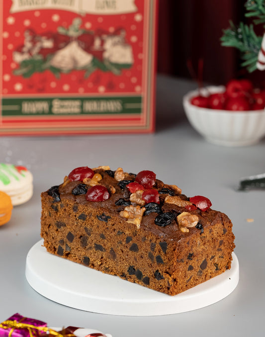 Mini Christmas Plum Cake - Creme Castle