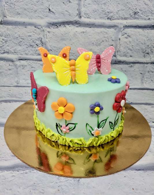 Butterfly theme cake by Creme Castle