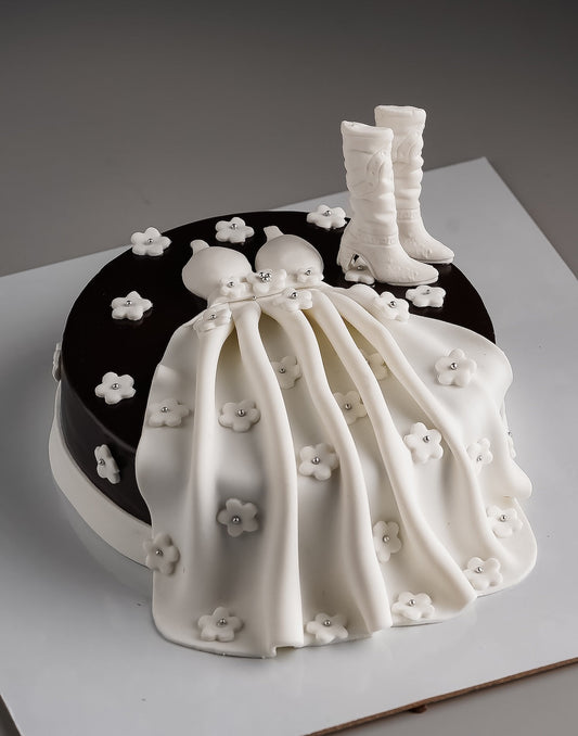 Black White Dress Cake - Creme Castle