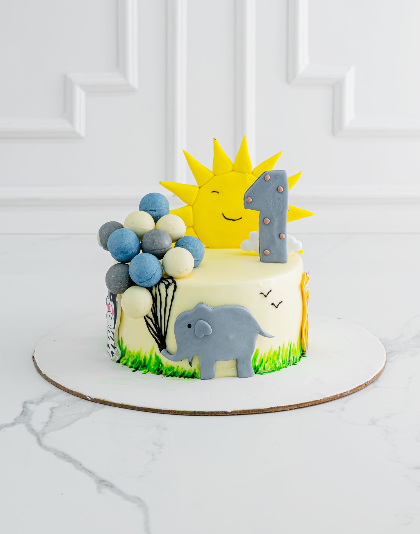 Elephant Cake with Sun by Creme Castle