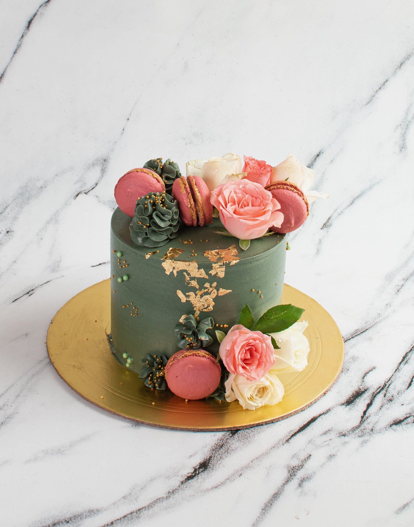 Custom Floral Cake Online - Creme Castle