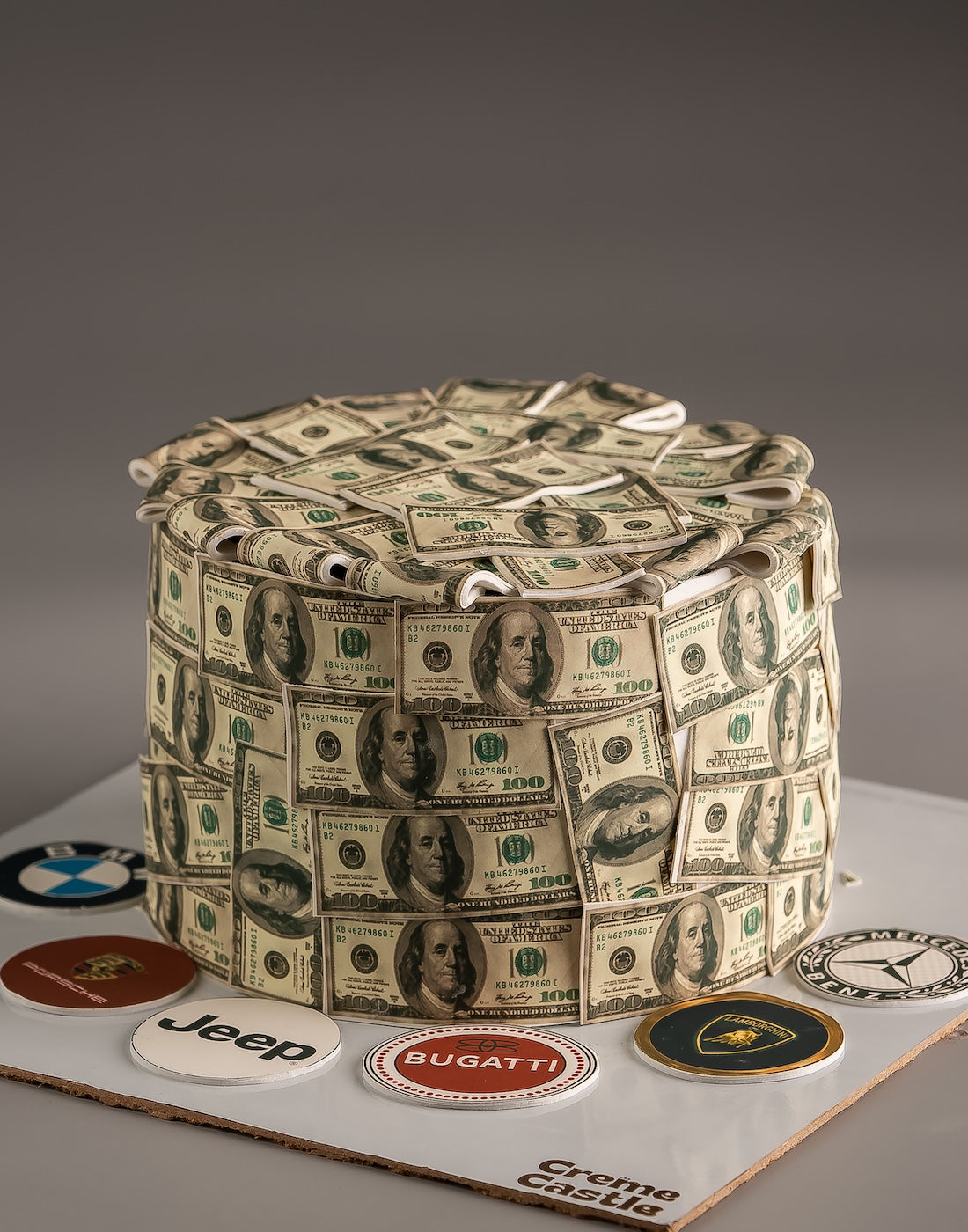 Dollar theme cake by Creme Castle