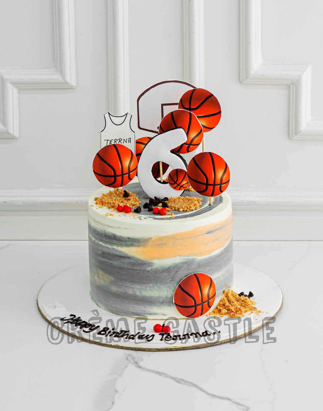 Basketball Minimal Cake Creme Castle