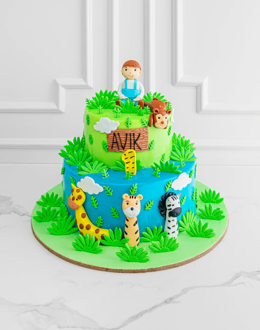 Jungle Theme Cake with Animals by Creme Castle