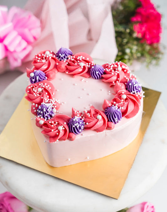 Floral Heart Cake - Creme Castle