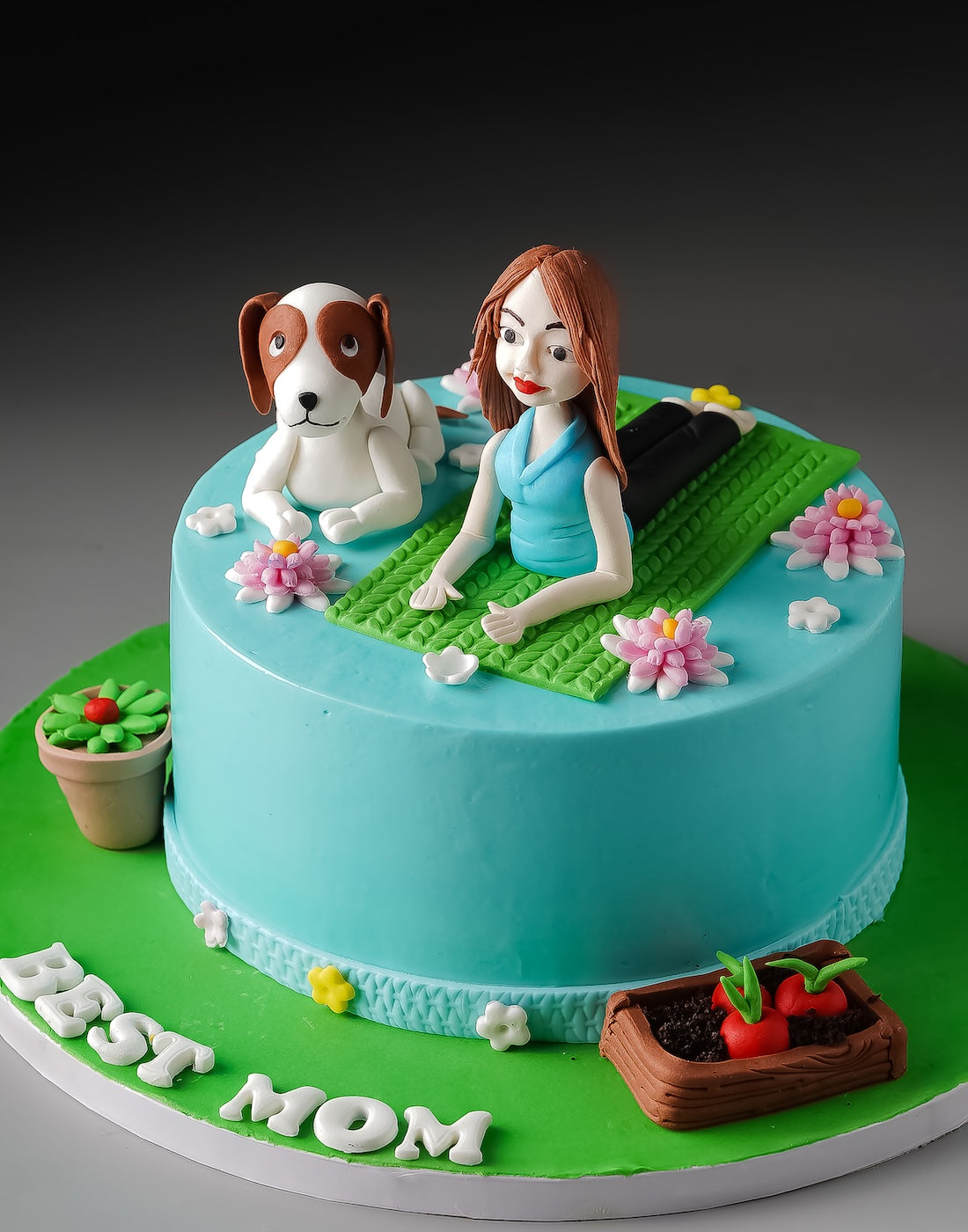 Yoga Theme Cake for Mother's Day 