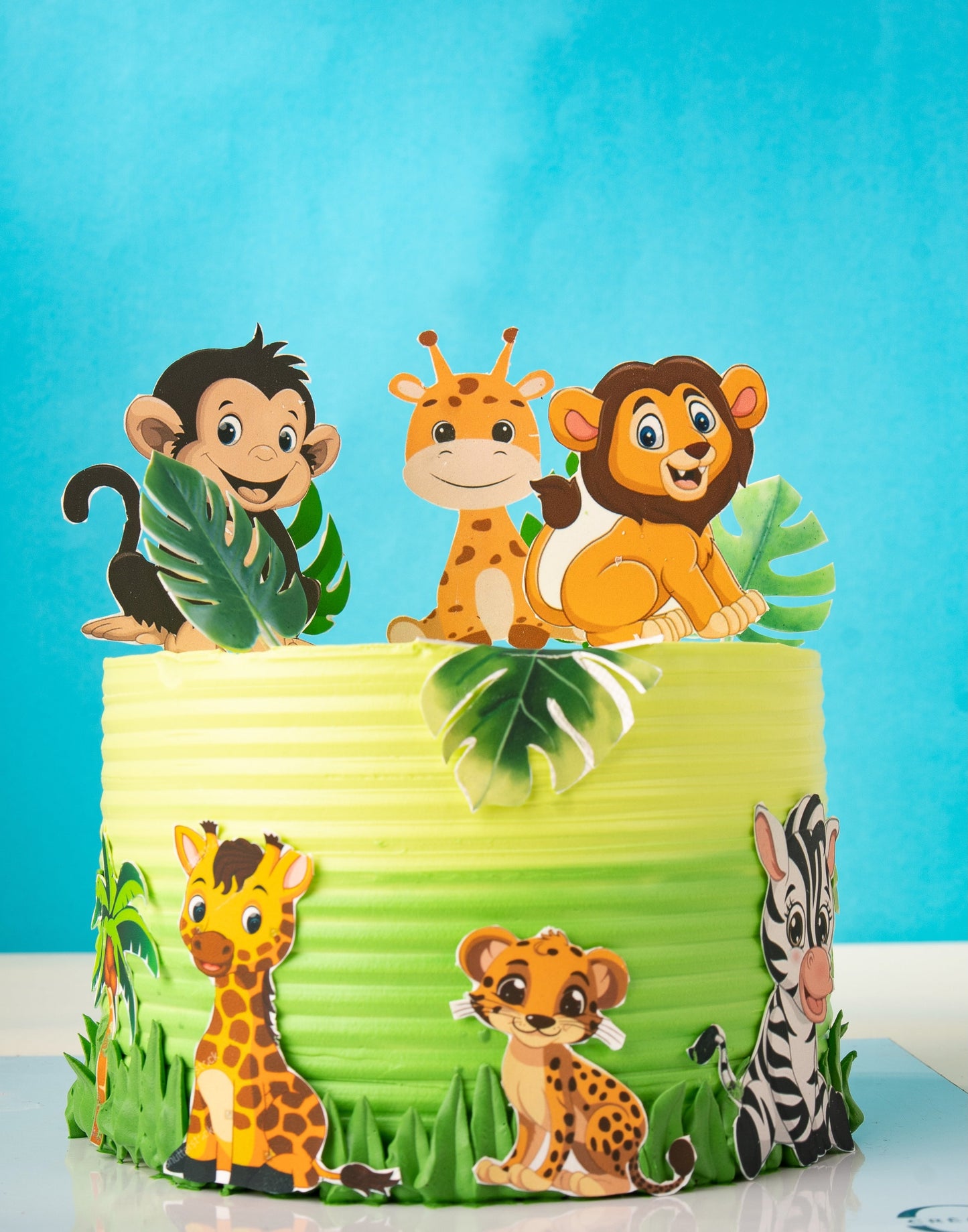 Jungle Paradise Cake - Creme Castle