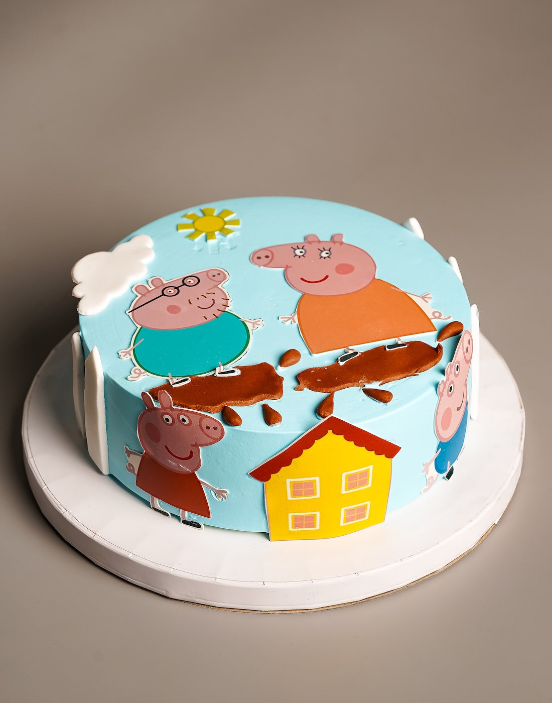 Peppa pig photo cake