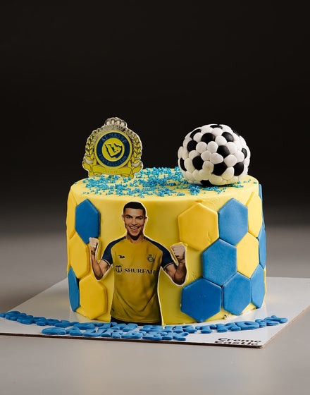 Order Ronaldo Fan Cake Online from Creme Castle