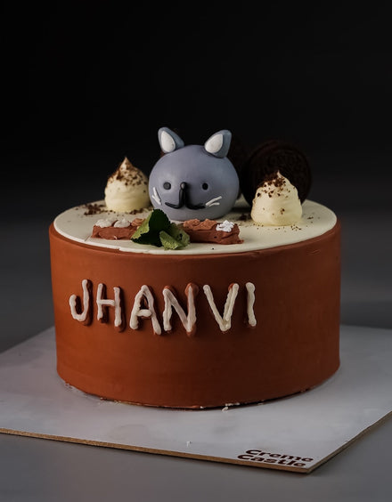 Fondant Kitty Love Cake for Daughter | Custom Cake | Creme Castle