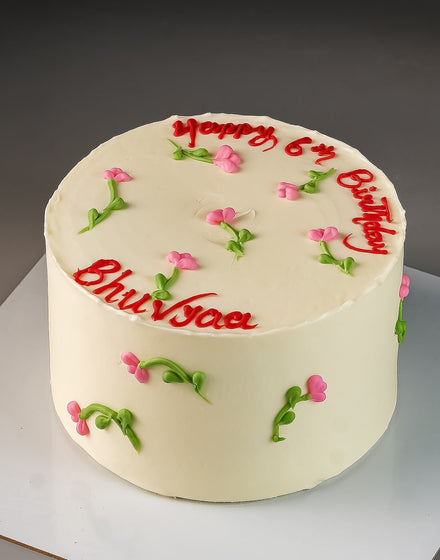 White Floral Cream Cake