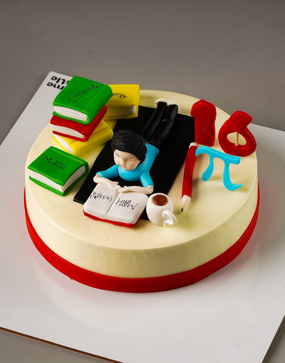 Book Lovers Cake