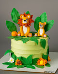 Jungle Lion Bear Cake