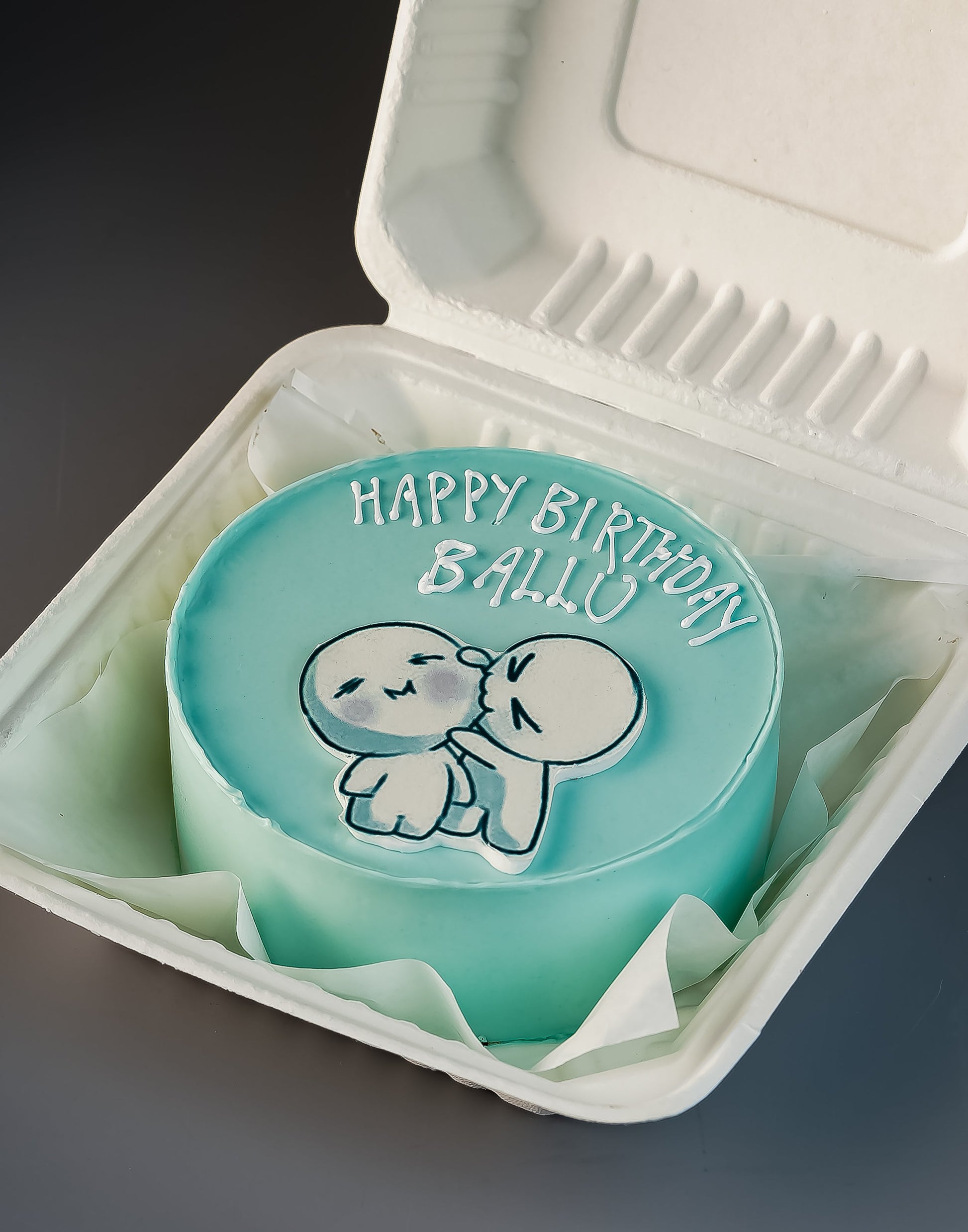 Couple Love Kiss Cake