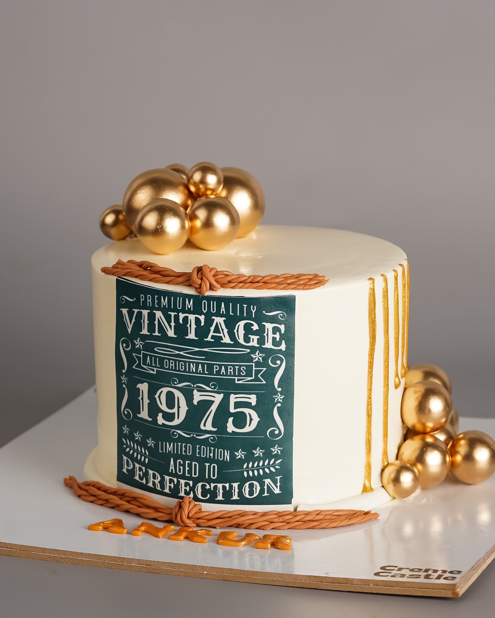 Vintage Gold Ball Cake