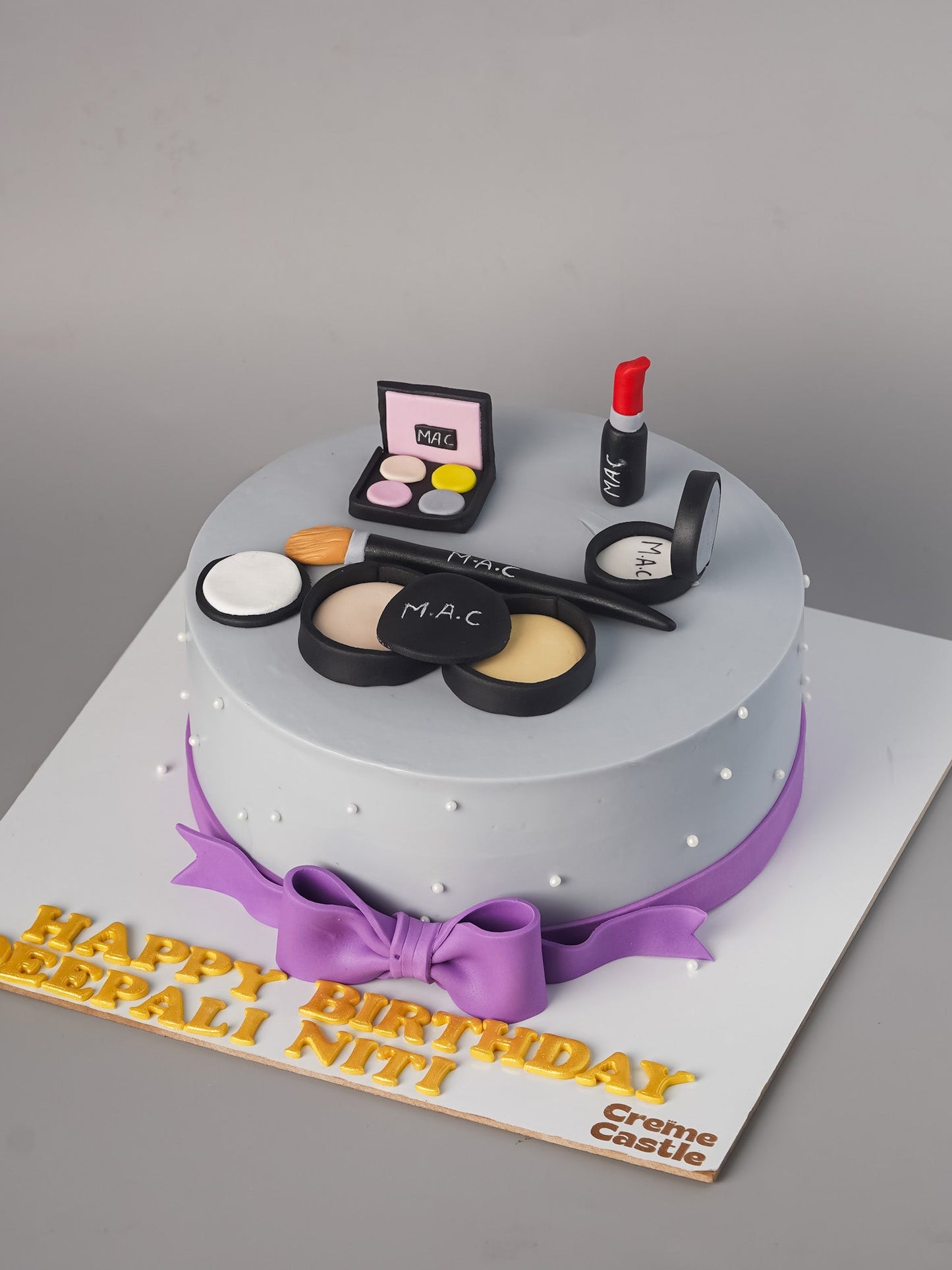 Makeup Shopping Theme Cake