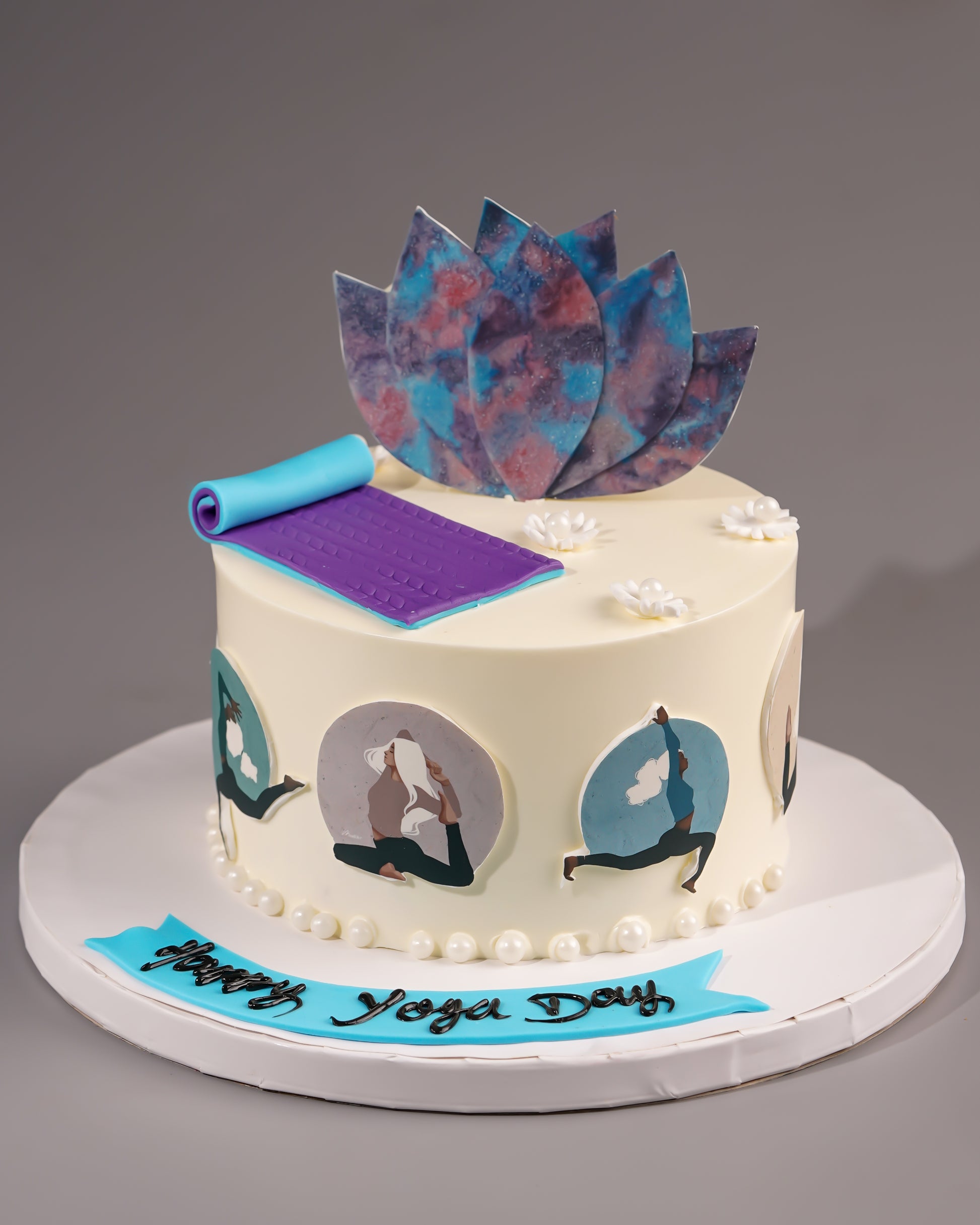 Lotus Yoga Day Cake - Creme Castle