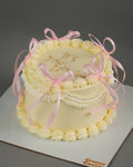 Vintage Ribbon Lambeth Cake