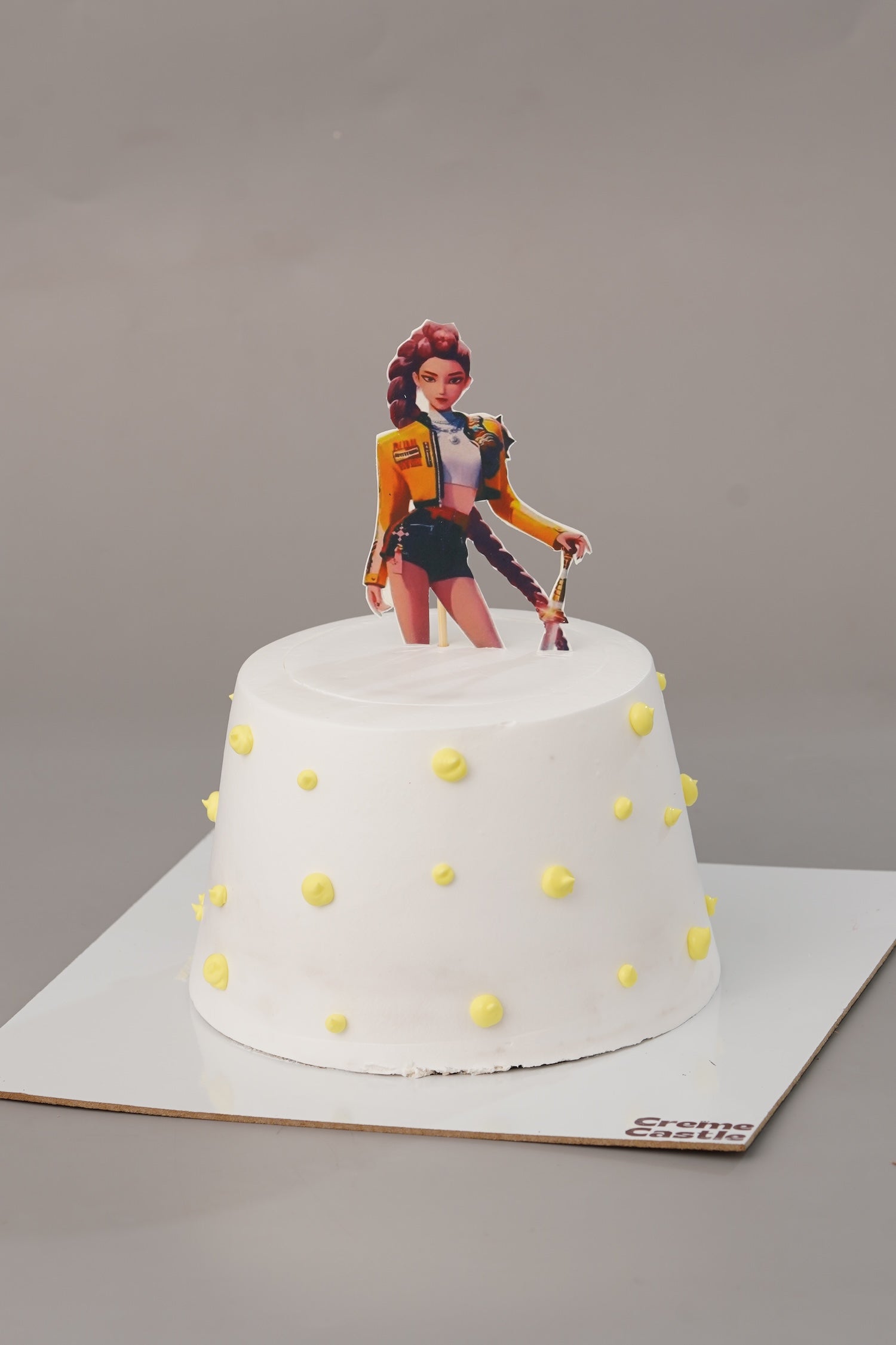 Free Fire Character Cake