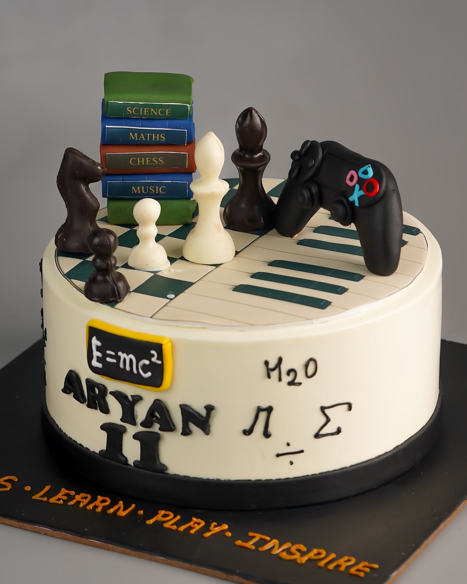 Chess and Academics Cake