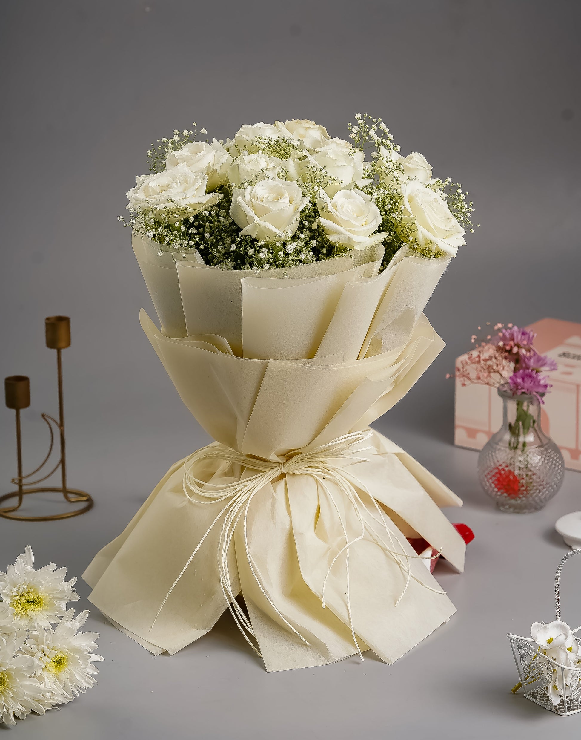 Blosson 10 White Rose Bouquet
