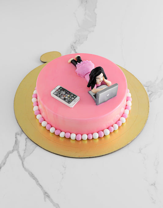 Birthday Cake Designs For Wife - Workaholic Cake Design for Women - Designer Cake in Gurgaon