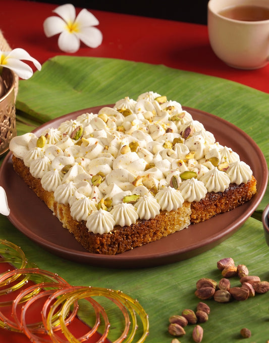 Rabri Mousse Pistachio Milk Cake - Creme Castle