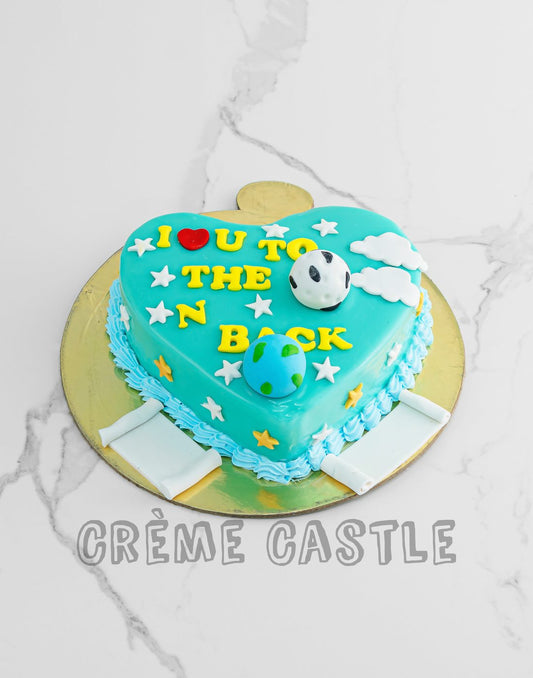 Love you to the moon and back Cake - Creme Castle