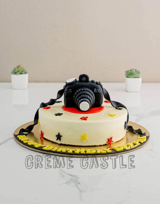 Photographer Cake - Creme Castle