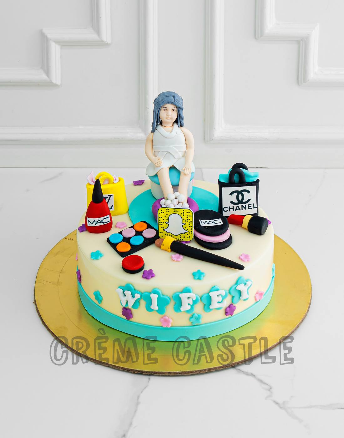 A romantic birthday cake for... - Pinky's Bake Cake & Take | Facebook